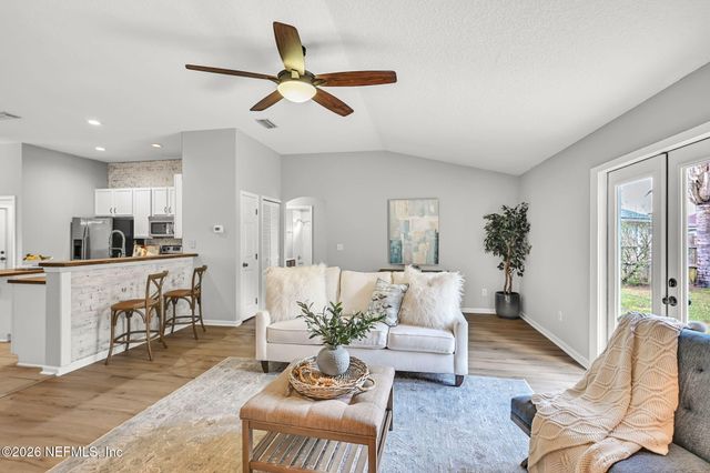 2474 GLENFIELD Drive, Green Cove Springs, FL 32043