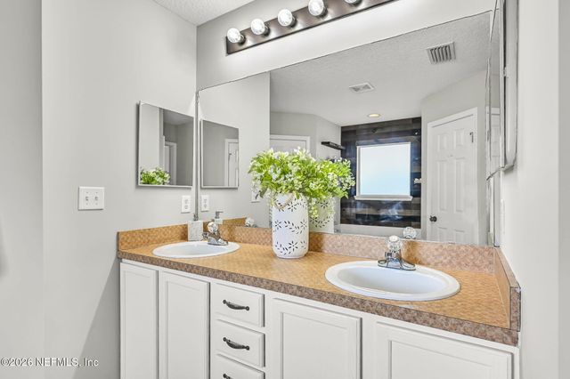 2474 GLENFIELD Drive, Green Cove Springs, FL 32043