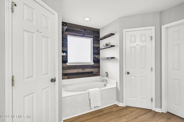 2474 GLENFIELD Drive, Green Cove Springs, FL 32043