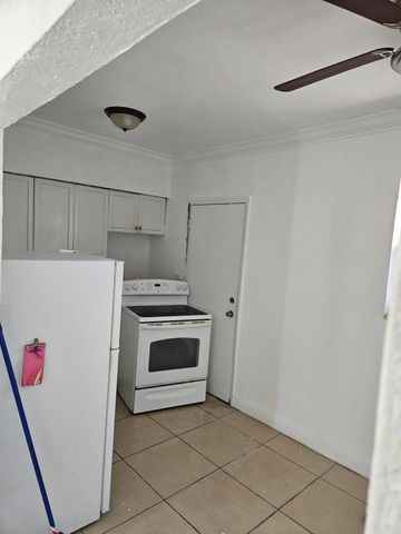 7041 NW 6TH Avenue, Miami, FL 33150