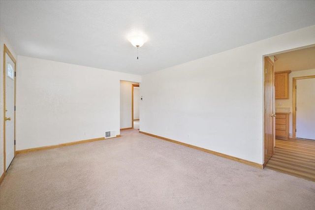 5521 N HEMLOCK St, Spokane, WA 99205