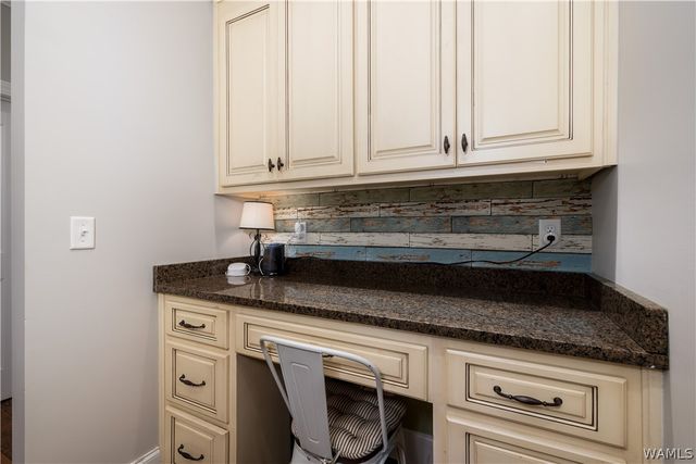 13969 Stone Harbour Dr, Northport, AL 35475