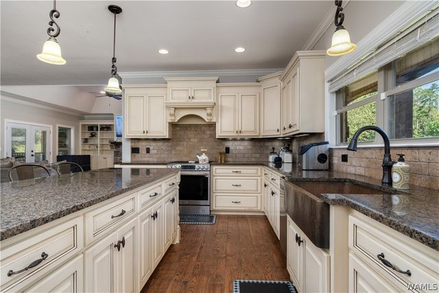 13969 Stone Harbour Dr, Northport, AL 35475