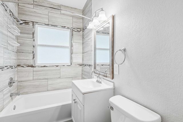 2502 E 2nd, Wichita, KS 67214