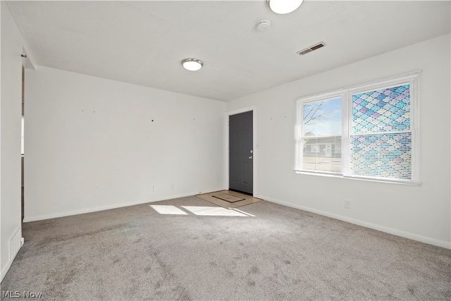 171 S Logan Street, Elyria, OH 44035