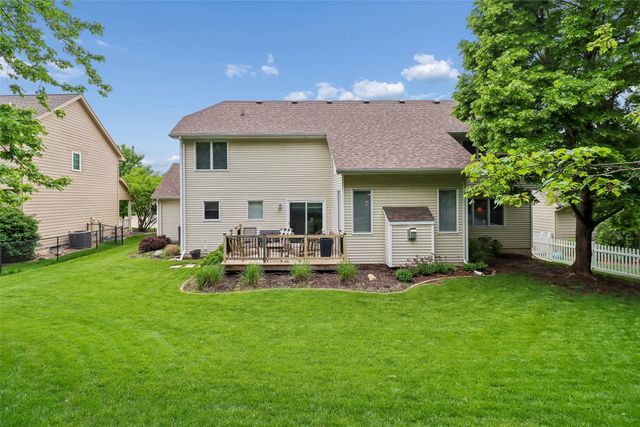 5518 Ponderosa Drive, West Des Moines, IA 50266