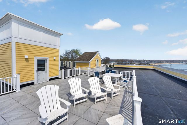 185 Main Street 202, East Lyme, CT 06357