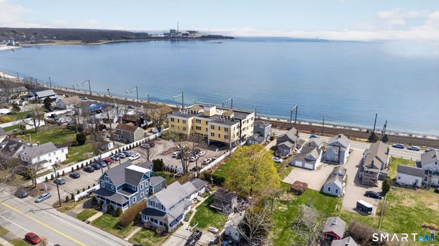 185 Main Street 202, East Lyme, CT 06357