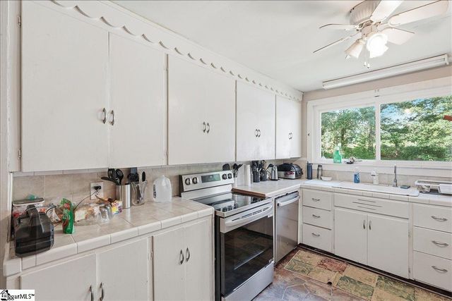 2060 Highway 418, Pelzer, SC 29669