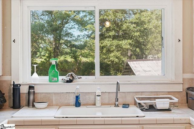 2060 Highway 418, Pelzer, SC 29669