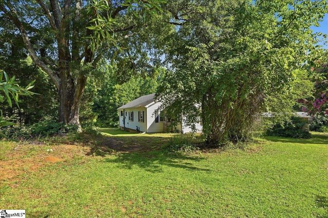 2060 Highway 418, Pelzer, SC 29669