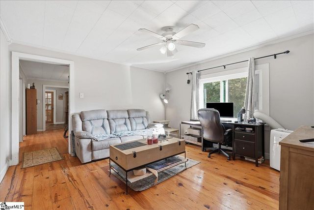 2060 Highway 418, Pelzer, SC 29669