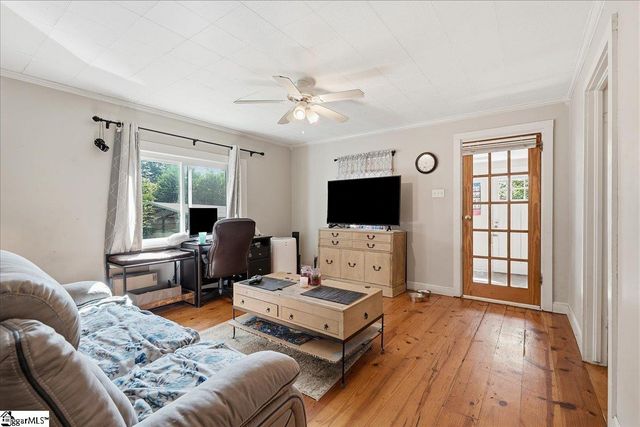 2060 Highway 418, Pelzer, SC 29669