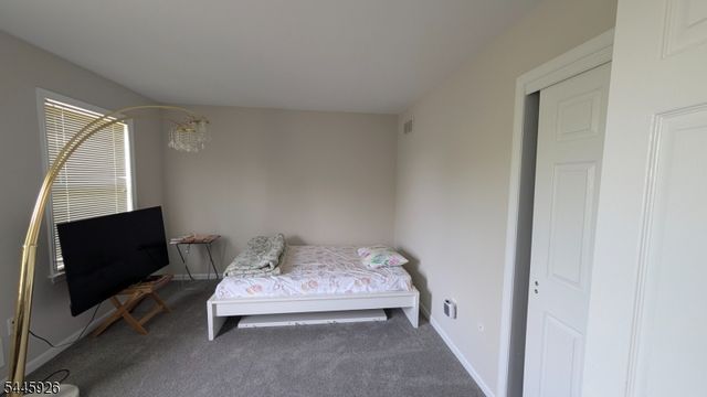12 Pitcher Way, Hillsborough Twp., NJ 08844