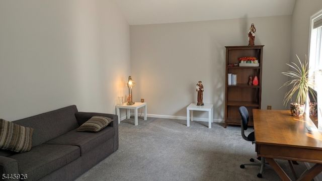12 Pitcher Way, Hillsborough Twp., NJ 08844