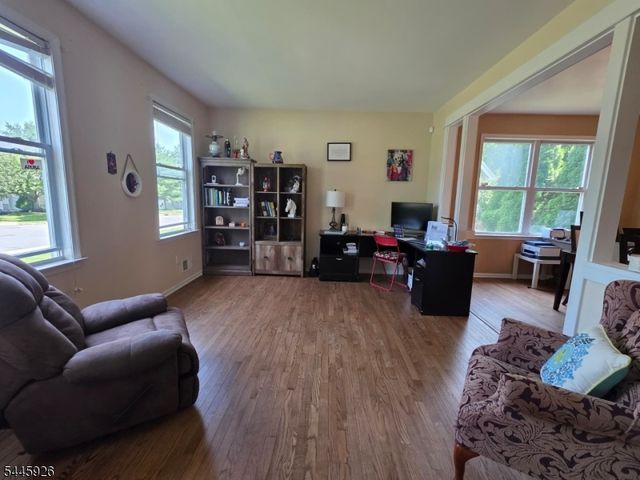 12 Pitcher Way, Hillsborough Twp., NJ 08844