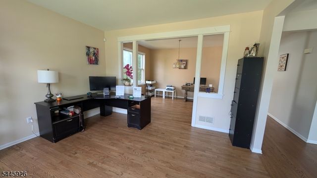 12 Pitcher Way, Hillsborough Twp., NJ 08844