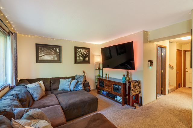 471 E 8TH AVENUE, North Pole, AK 99705