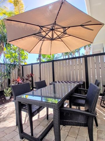 1830 Embassy Drive 121, West Palm Beach, FL 33401