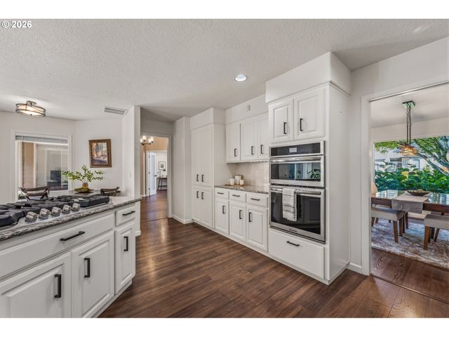 10864 Sw HUNT Ct, Wilsonville, OR 97070