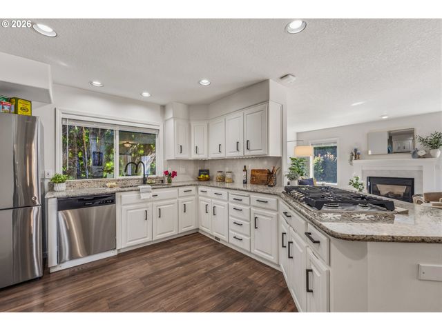 10864 Sw HUNT Ct, Wilsonville, OR 97070