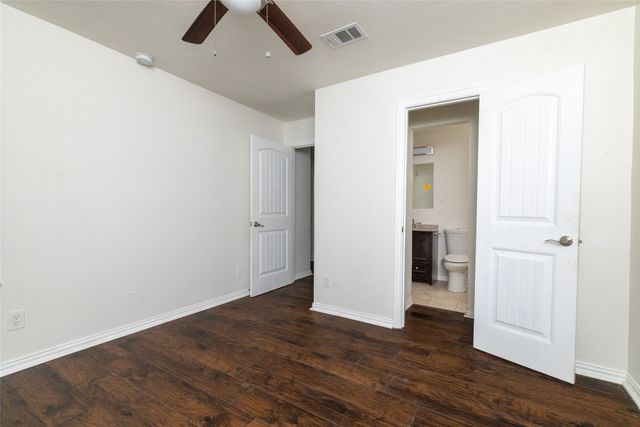 805 E Belt Line Road, Desoto, TX 75115