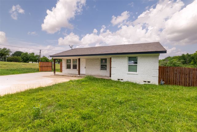 805 E Belt Line Road, Desoto, TX 75115