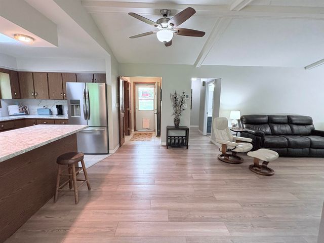 300 Victoria Drive, Horseshoe Bend, AR 72512