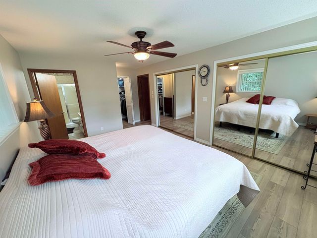 300 Victoria Drive, Horseshoe Bend, AR 72512