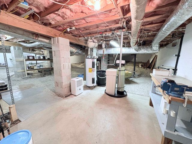 300 Victoria Drive, Horseshoe Bend, AR 72512