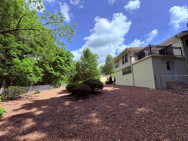 300 Victoria Drive, Horseshoe Bend, AR 72512