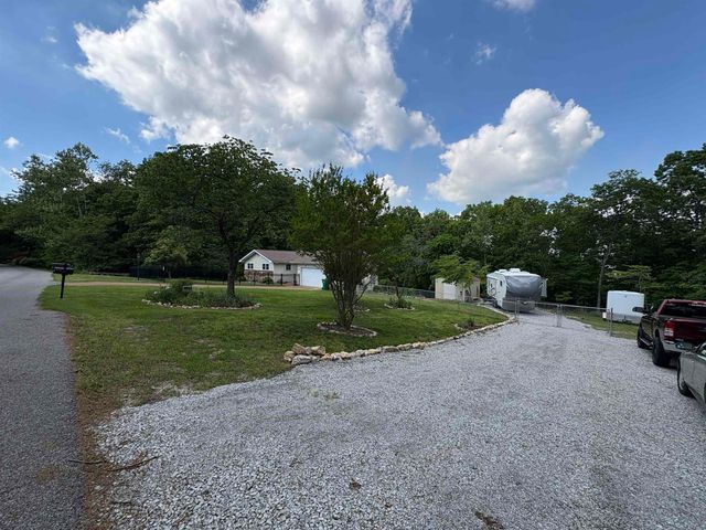 300 Victoria Drive, Horseshoe Bend, AR 72512