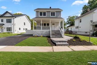 240 Berry Street, Hackensack, NJ 07601