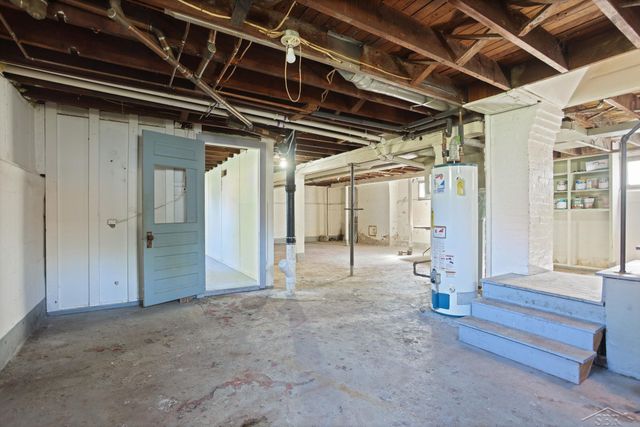 618 Stanton Street, Bay City, MI 48708