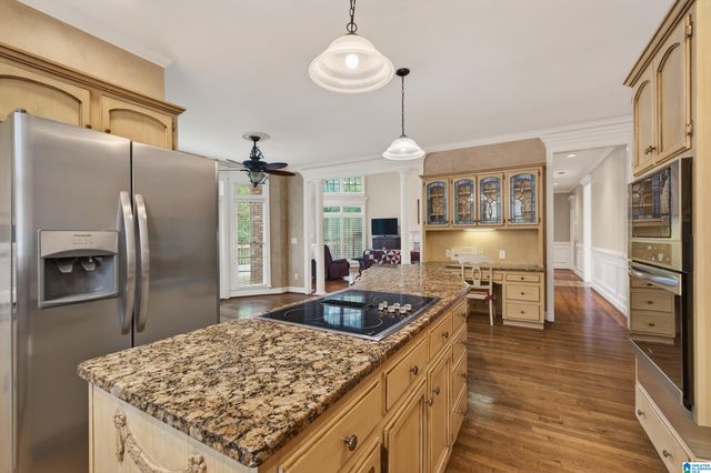 3825 KINROSS DRIVE, Birmingham, AL 35242
