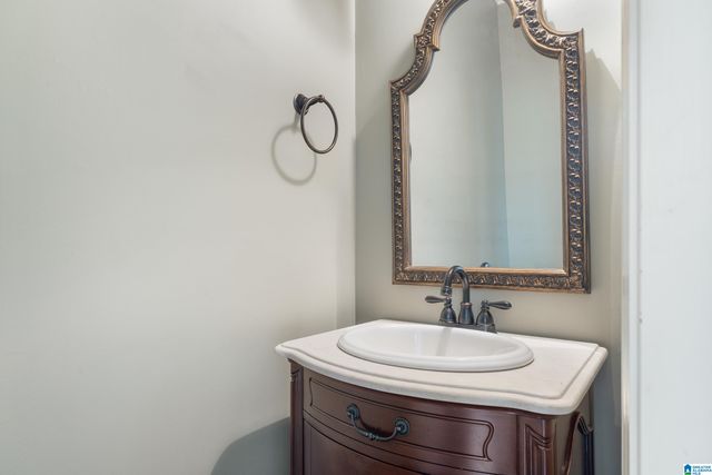 3825 KINROSS DRIVE, Birmingham, AL 35242