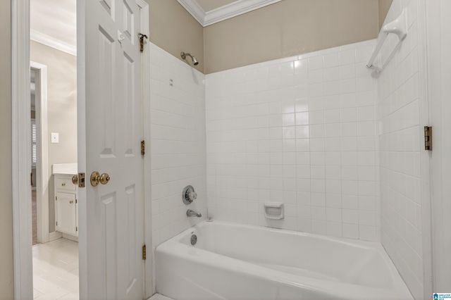 3825 KINROSS DRIVE, Birmingham, AL 35242