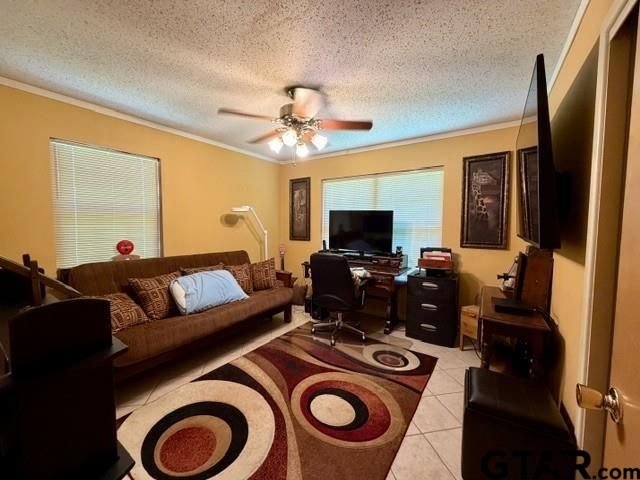 313 S Pecan St, White Oak, TX 75693