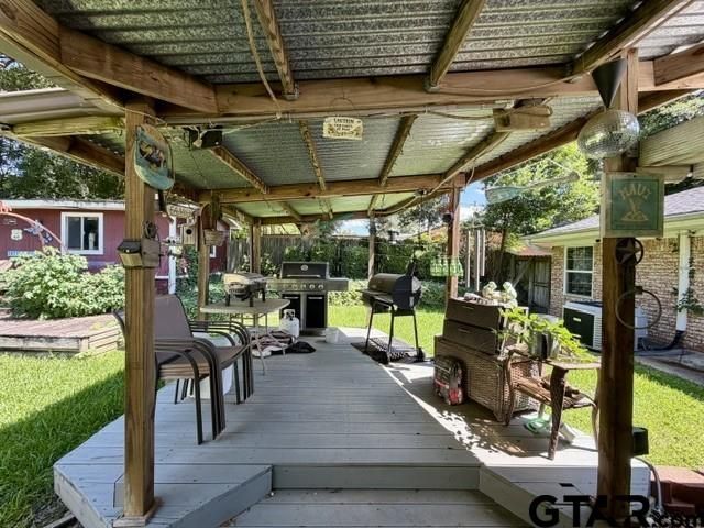 313 S Pecan St, White Oak, TX 75693