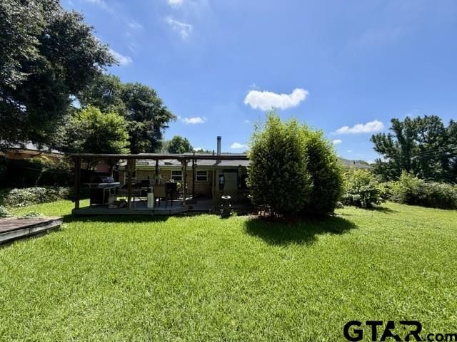 313 S Pecan St, White Oak, TX 75693