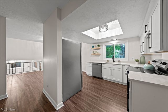 42650 Adelbert Street, Elyria, OH 44035