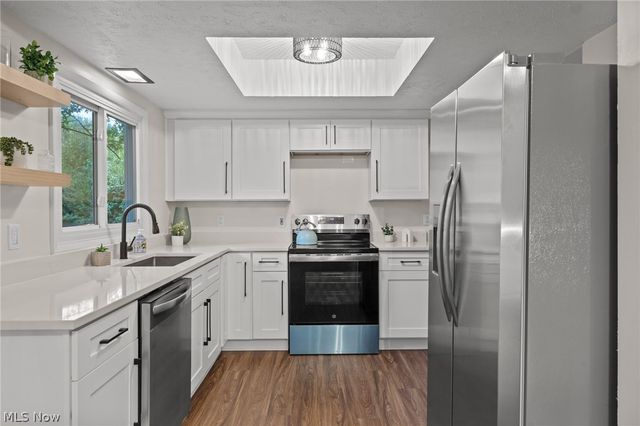 42650 Adelbert Street, Elyria, OH 44035