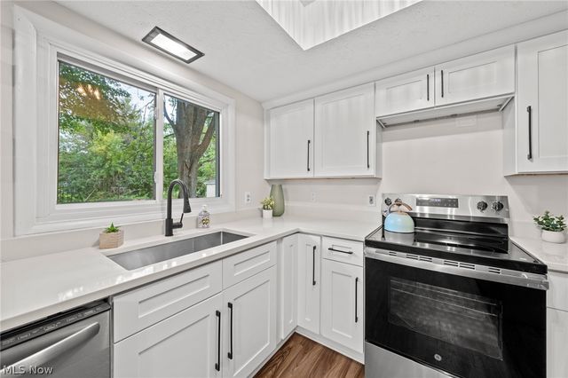 42650 Adelbert Street, Elyria, OH 44035