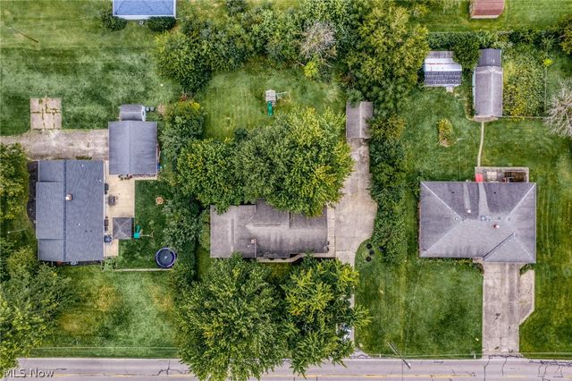 42650 Adelbert Street, Elyria, OH 44035