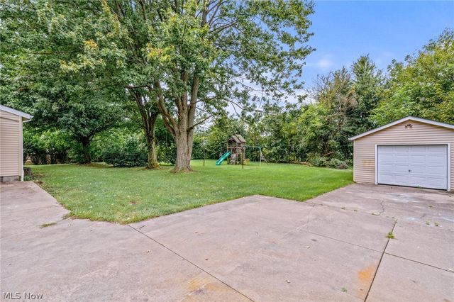 42650 Adelbert Street, Elyria, OH 44035