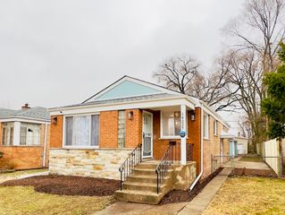 14227 Woodlawn Avenue, Dolton, IL 60419