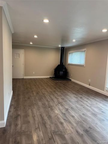 1693 Ashstan Drive, Walled Lake, MI 48390