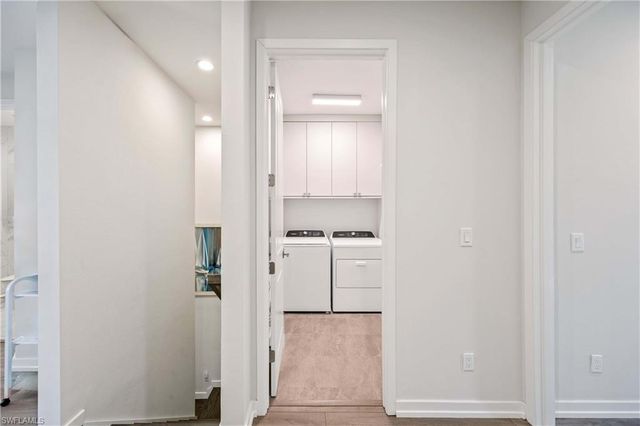 13058 Pembroke DR, Naples, FL 34105
