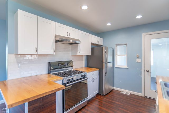 8723 Lynbrook Drive, Indianapolis, IN 46219