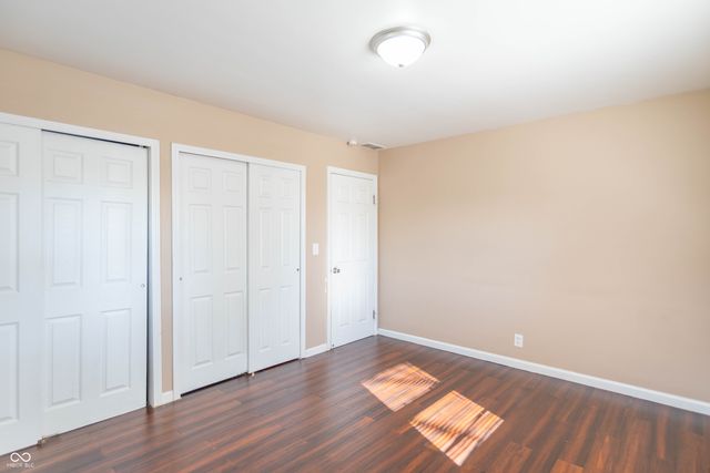 8723 Lynbrook Drive, Indianapolis, IN 46219